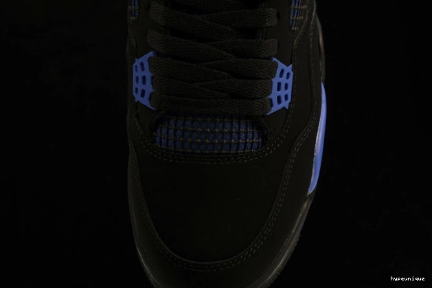 HYPE CT8527-018 Royal Black Game Jordan Retro 4 0716